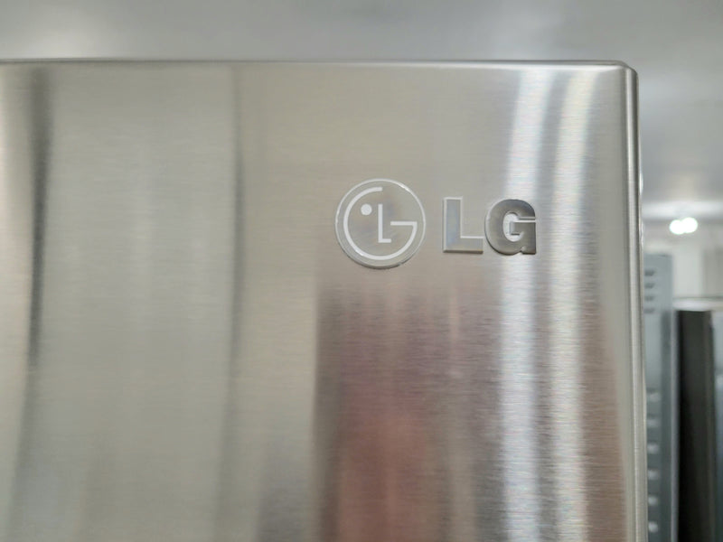 LG 33" Wide Stainless Steel French Door Fridge With Water and Ice Maker, Free 60 Day Warranty