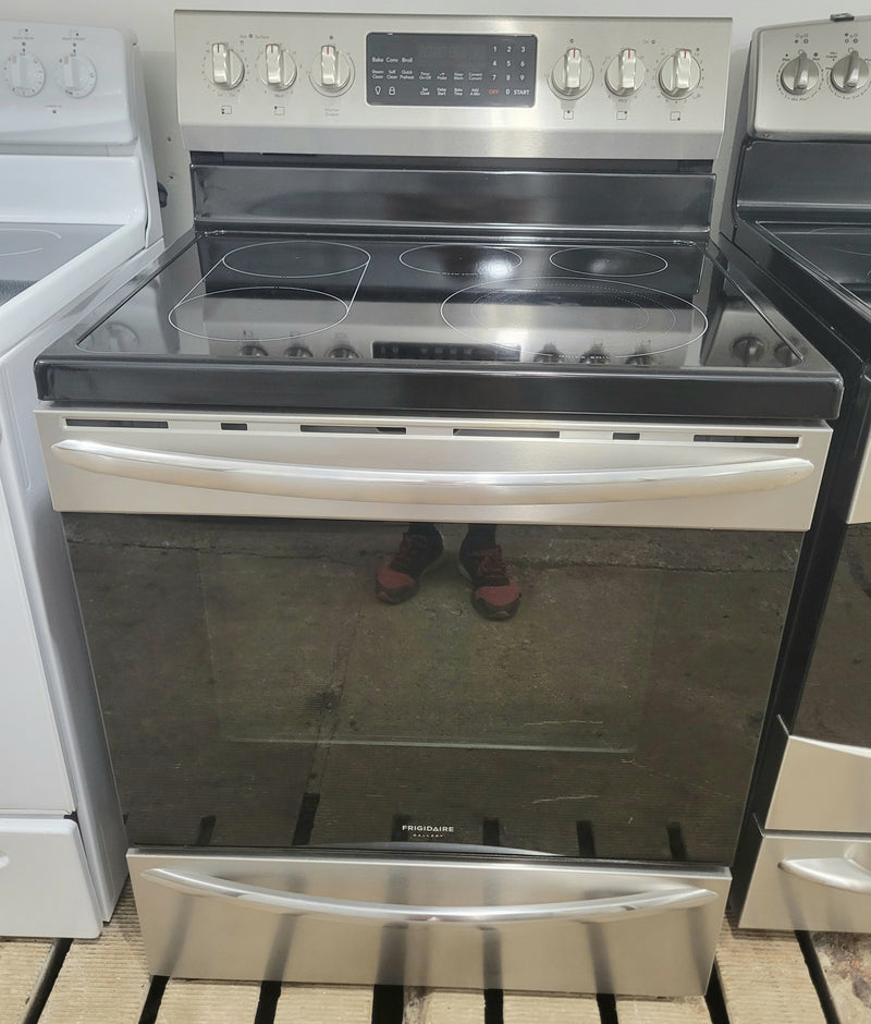 Frigidaire 30" Wide Stainless Steel Glass Top Stove, Free 60 Day Warranty