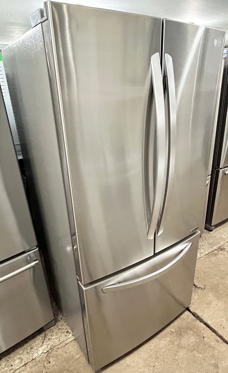 LG 33" Wide Stainless Steel Fridge with Ice Maker, Free 60 Day Warranty