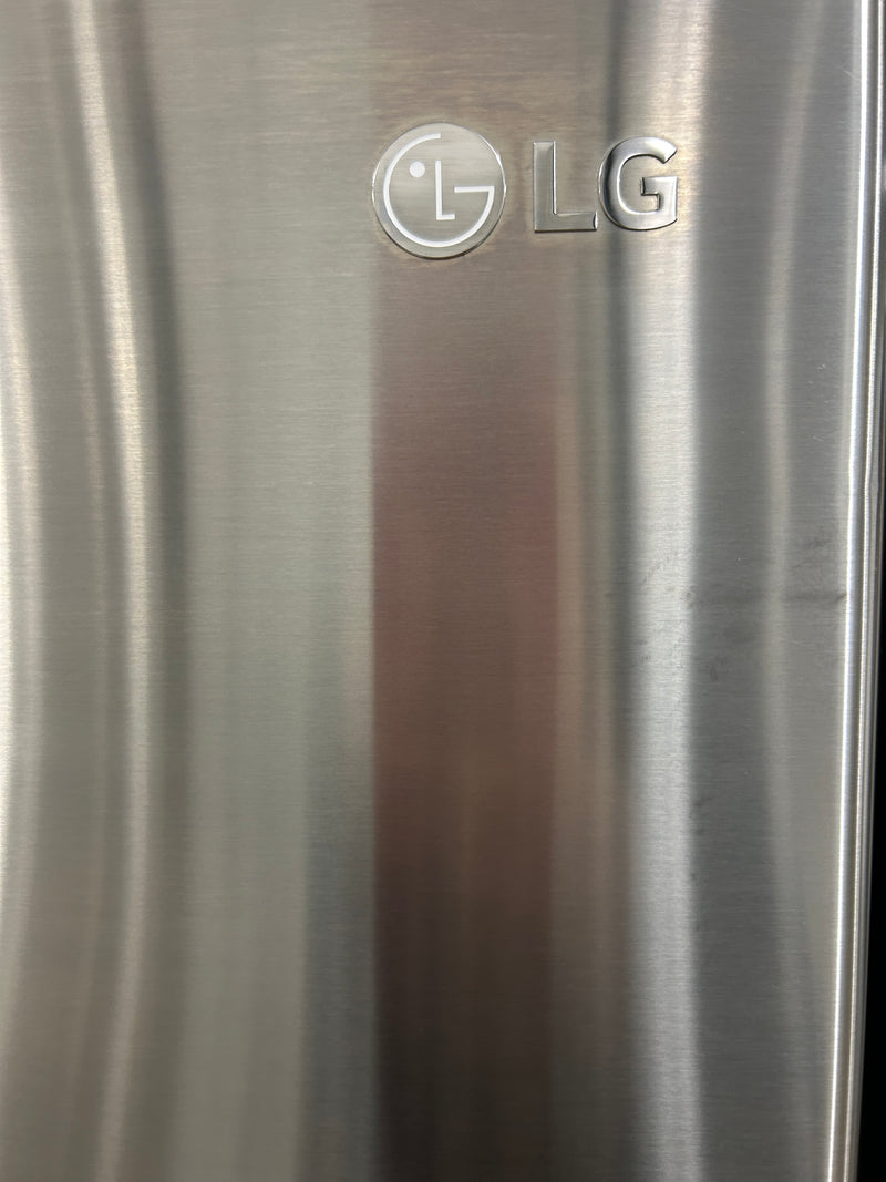 LG 33" Wide Stainless Steel Fridge with Ice Maker, Free 60 Day Warranty